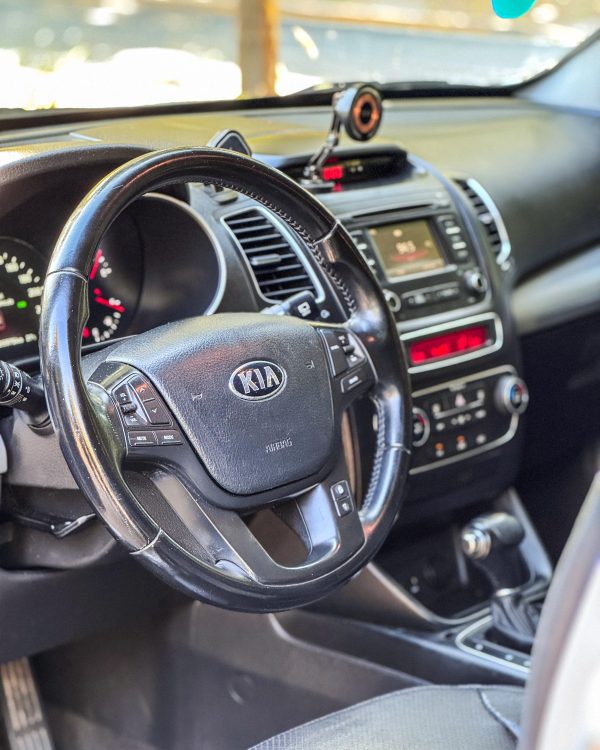KIA SORENTO EX FULL 4X4 2.2 AUT - Imagen 7