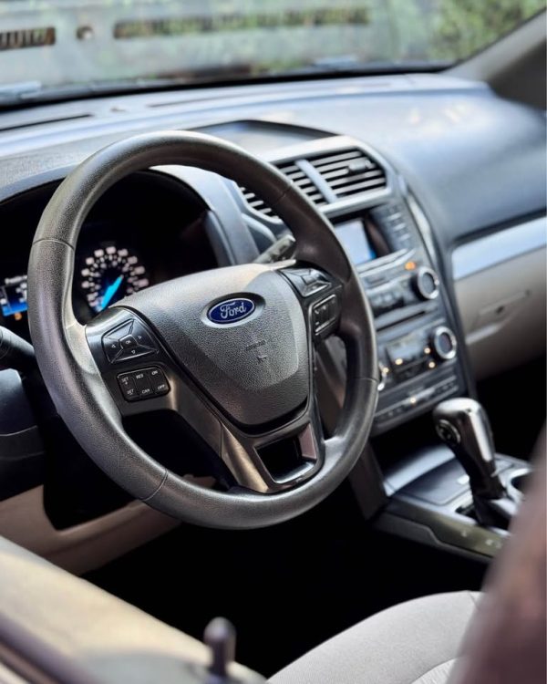 FORD EXPLORER ECOBOOST 2.3 AUT 2019 - Imagen 6