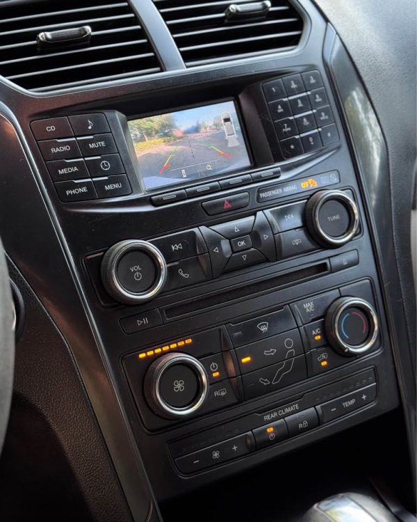 FORD EXPLORER ECOBOOST 2.3 AUT 2019 - Imagen 9