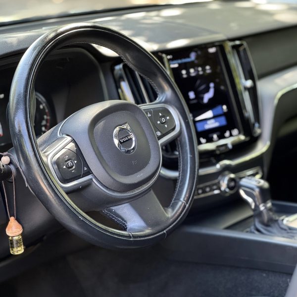Volvo XC60 II T5 4X4 2.0 AUT 2021 - Imagen 18