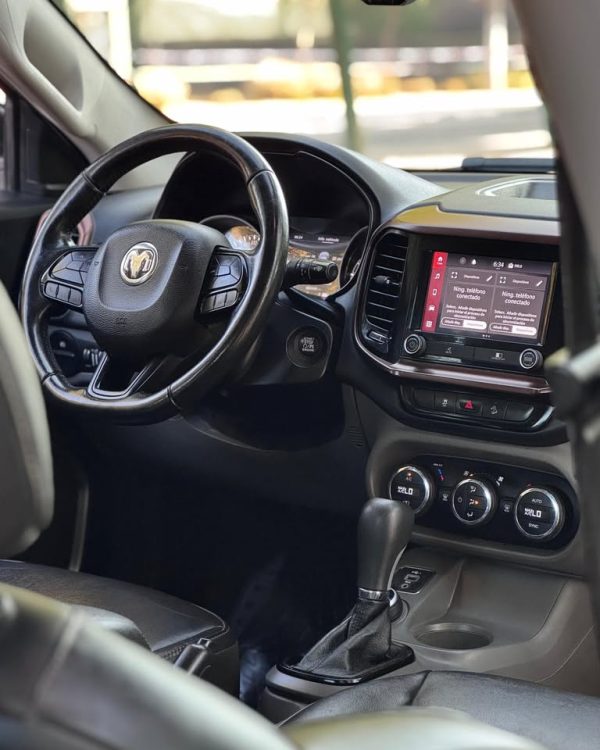 RAM 1000 LARAMIE 4X4 4P 2.0 AUT 2021 - Imagen 6