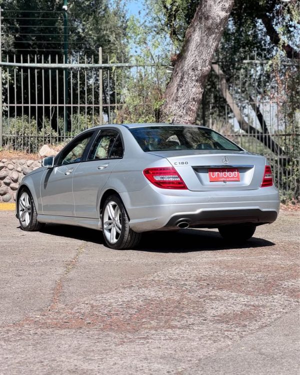 Mercedes Benz C180 CGI BLUE EFFICIENCY 2014 - Imagen 3