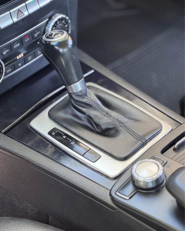 Mercedes Benz C180 CGI BLUE EFFICIENCY 2014 - Imagen 10