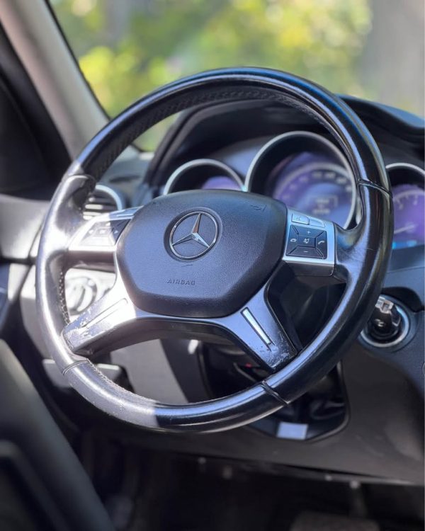Mercedes Benz C180 CGI BLUE EFFICIENCY 2014 - Imagen 9