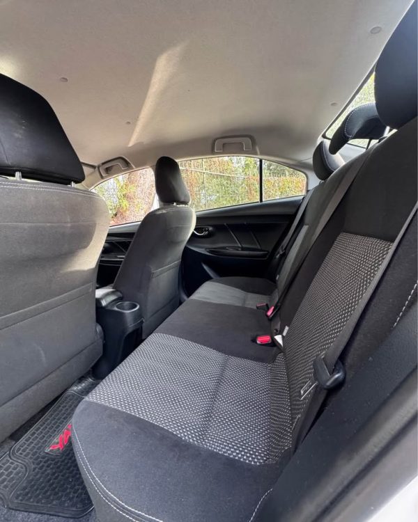TOYOTA YARIS GLI 1.5 AUT 2017 - Imagen 11