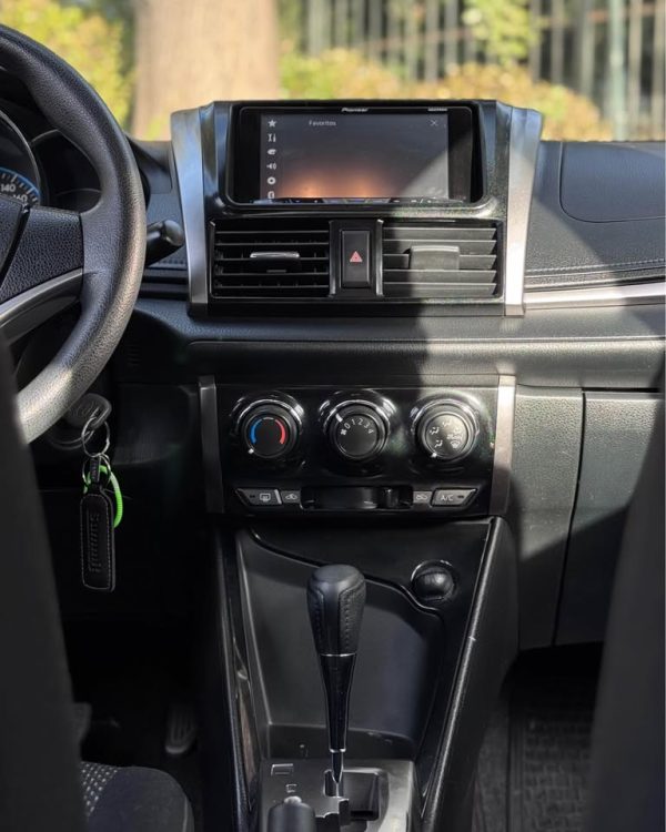 TOYOTA YARIS GLI 1.5 AUT 2017 - Imagen 9
