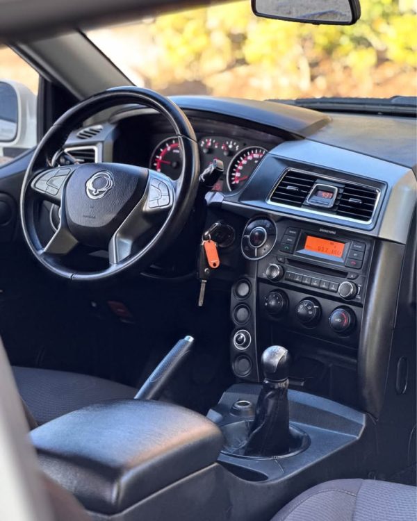 SSANGYONG ACTYON SPORT 2.2 2019 - Imagen 10