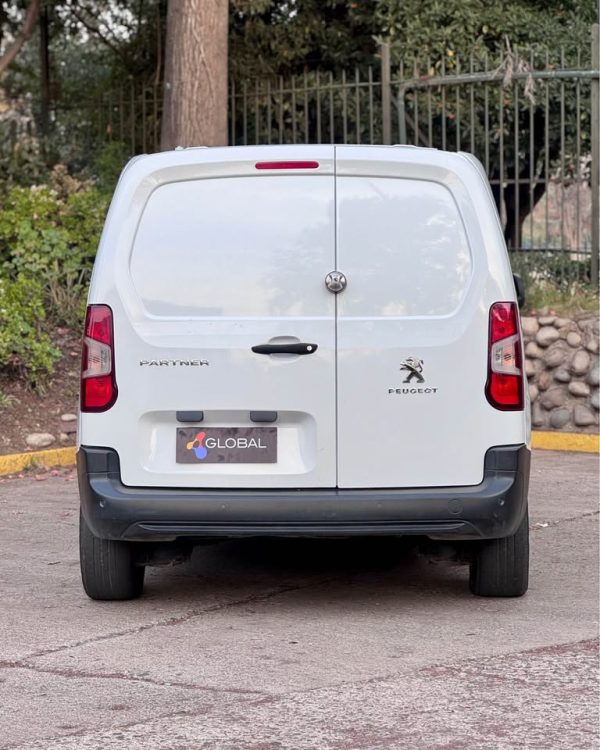 Peugeot partner HDI 1.6 2023 - Imagen 4