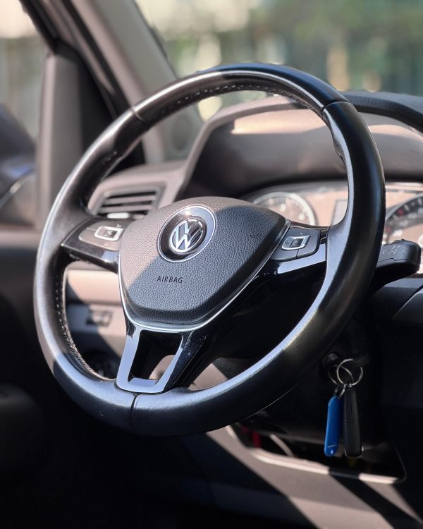 Volkswagen Amarok Trendline 4x4 2.0 2021 - Imagen 11