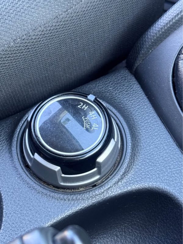 Mitsubishi l200 Katana CRT 4x4 2.4 2023 - Imagen 6
