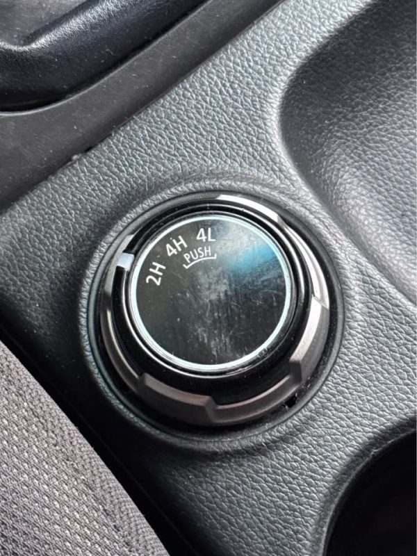 Mitsubishi l200 katana 2.4 4x4 2023 - Imagen 4