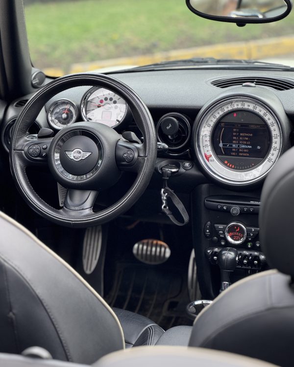 MINI Cooper S Cabrio 1.6 AT 2012 - Imagen 8