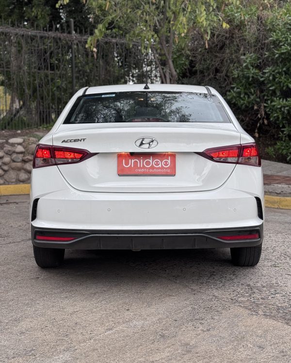 Hyundai Accent HCI 1.4 MT 2022 - Imagen 4