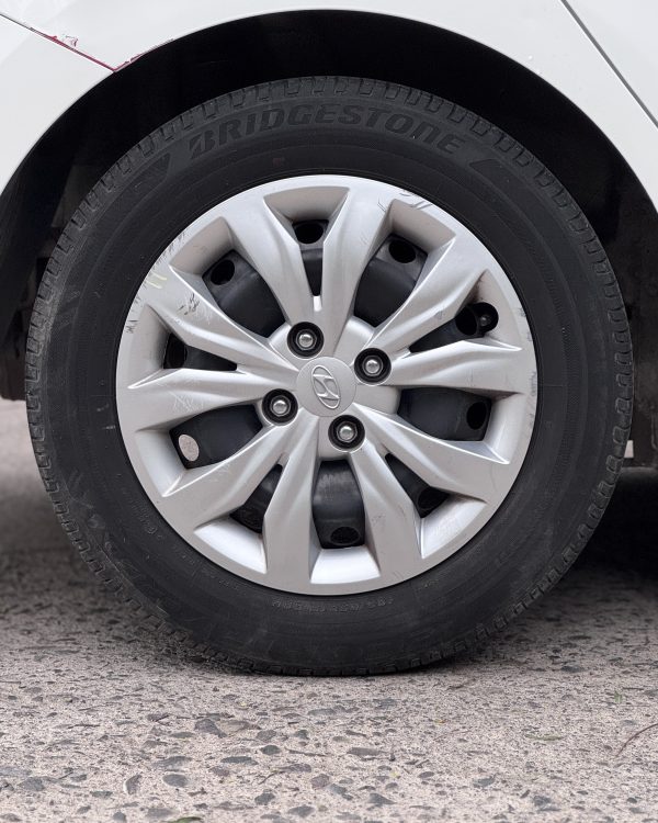 Hyundai Accent HCI 1.4 MT 2022 - Imagen 5