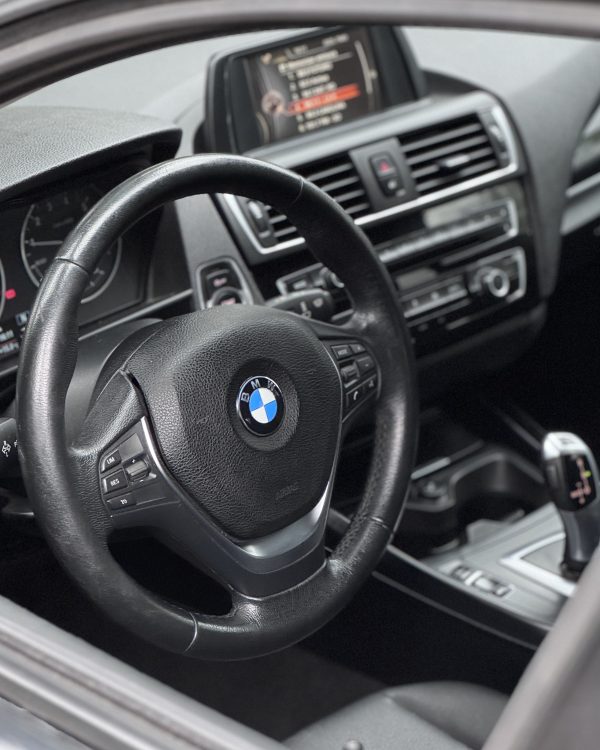 BMW 118i LCI 1.5 AT 2017 - Imagen 7