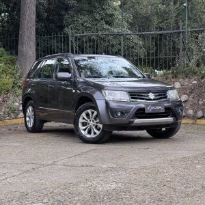 Suzuki Grand nomade 4x4 AT